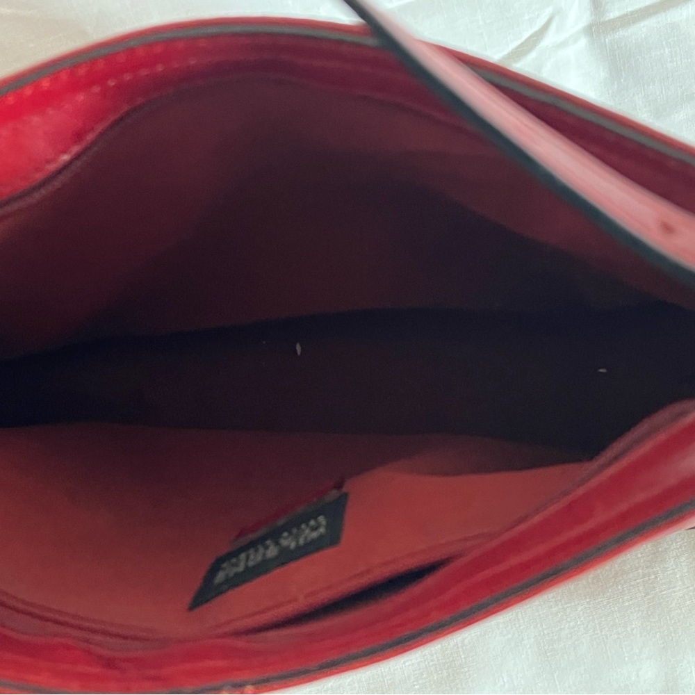 NWOT Elegant Red WILSONS LEATHER Shoulder Bag - Picture 4 of 6